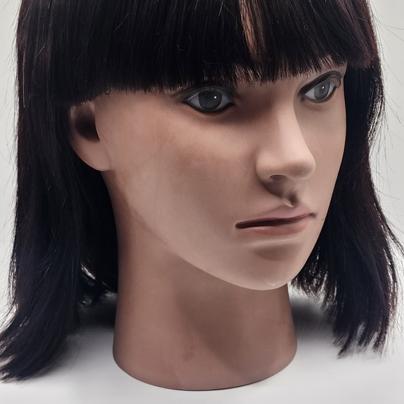 wig - Picture 2 of 6